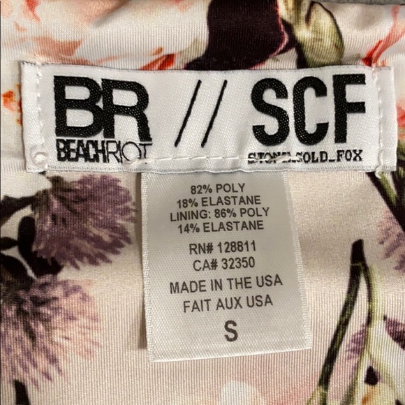 Bikini - Picture 5 of 6